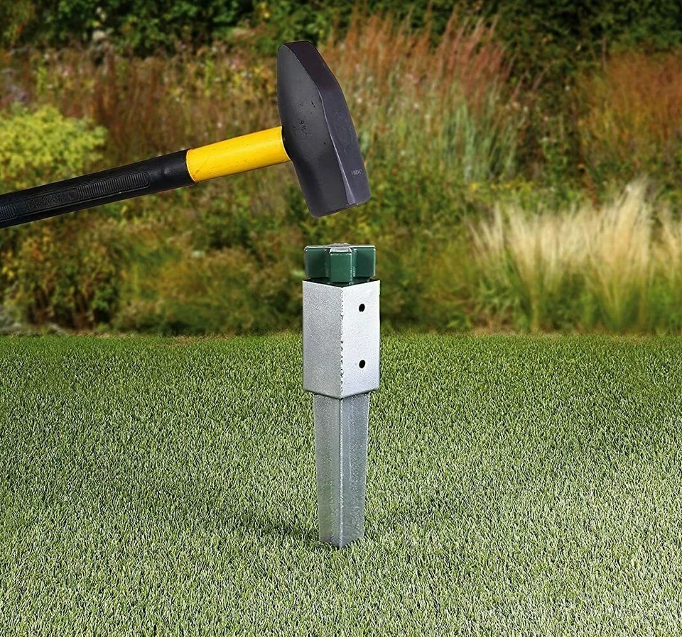 Staffa per fissaggio a terra di pali quadrati in legno porta pilastro a sfondare - Immagine 2 di 4