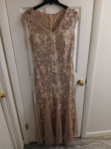 Alex Evenings Trompetenkleid Damen beige Pailletten bestickt Reißverschluss hinten Gr. 10 G26-56