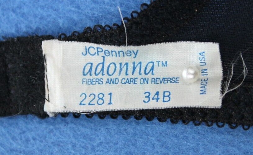 JC Penney Adonna VTG Underwire Foam Padded Plunge Bra Size 34B D2911