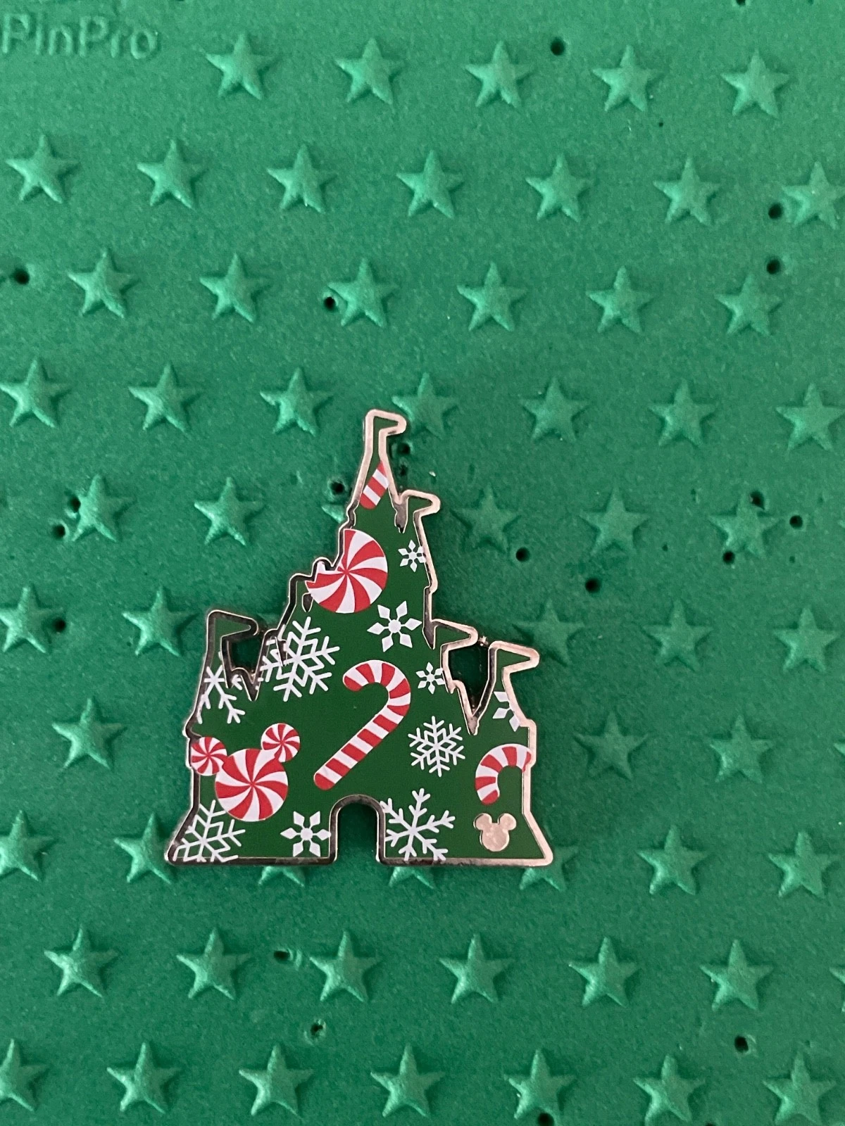 WDW Castle Fill Christmas Holiday Candy Cane Snow Hidden Mickey Disney Pin 2020