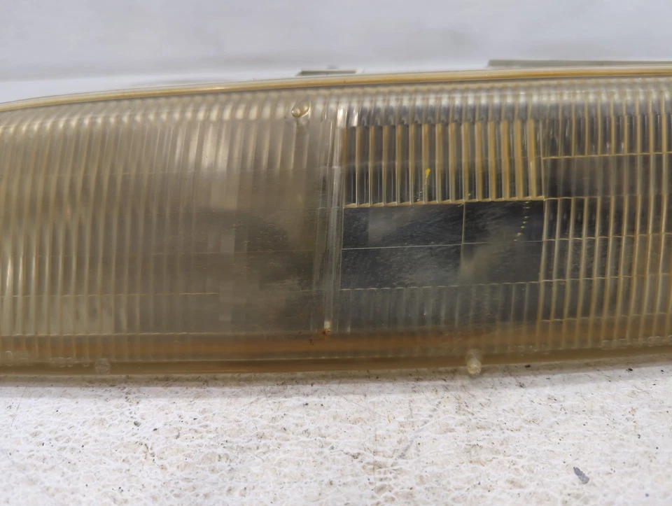 Ford Crown Victoria 1992-1997 conductor izquierdo OEM luz faro lámpara AFL23 Foto 3 de 4