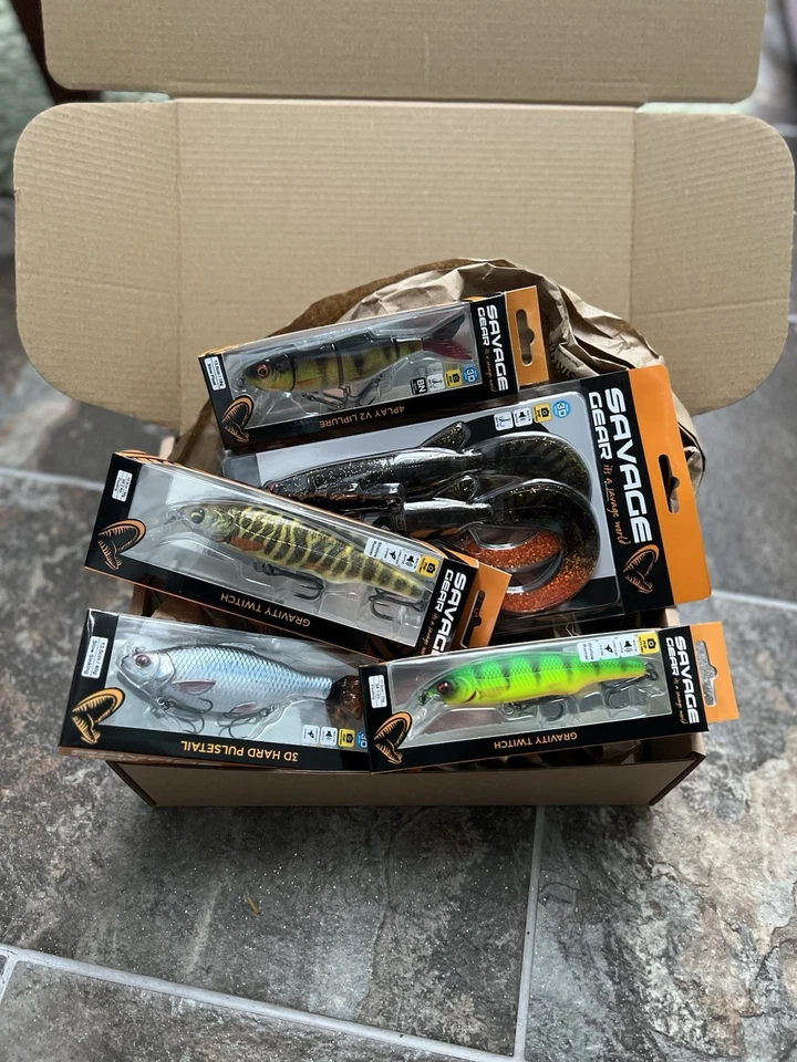 Savage Gear Christmas Fishing Lure Bundle!! Pike/Perch/Chub - Image 2 of 4