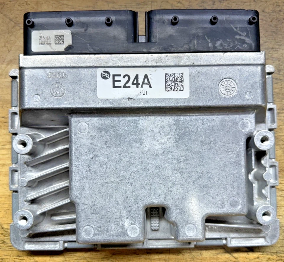 2024 Hyundai Kona 2.0L ECM Engine Computer Control Module PCM AWD 39130-2J264 - Image 2 of 4