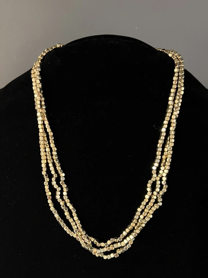 J Crew три слоя латуни цинка кубический цирконий золотистый бисер ожерелье б/у в отличном состоянии - Изображение 4 из 4