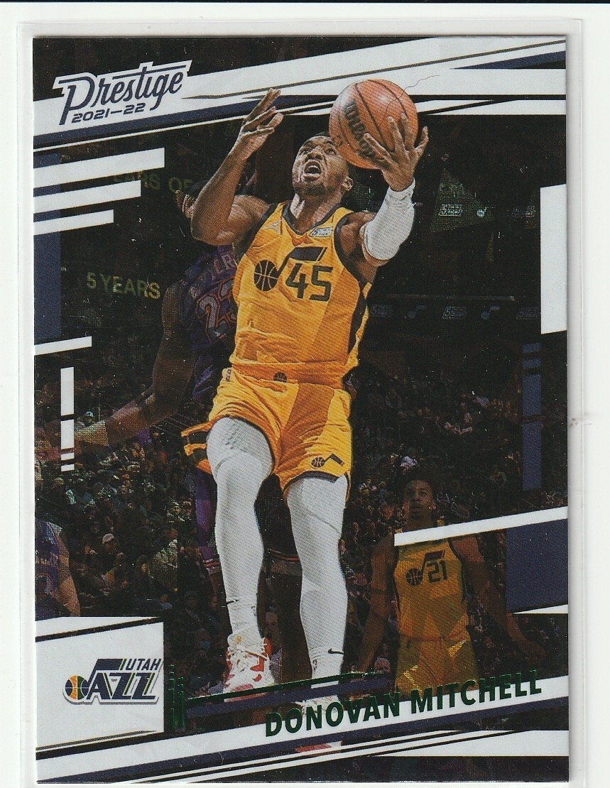 2021-22 Panini Chronicles #68 Donovan Mitchell Prestige Green Cracked Ice