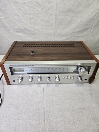 VTG 1970's Pioneer SX-450 AM/FM  STEREO RECEIVER Silver Plated Woodgrain 