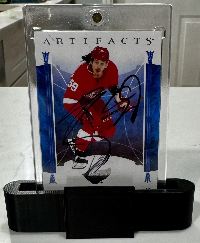 3d printed card stand display - Image 3 of 4