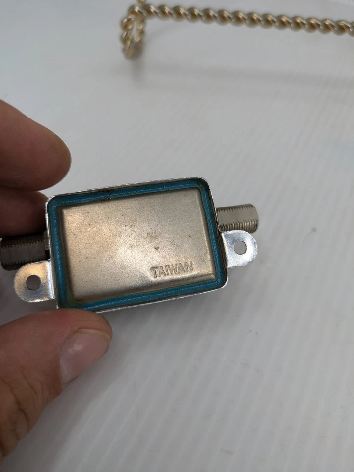 FM Trap | RadioShack | Coax in/out | Silver | OEM - Image 4 of 4