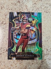 2025 Panini Select - Concourse Jayden Daniels #88 Black & Green Shock Prizm