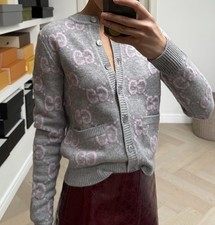 DDP Beautiful Authentic Gucci GG Monogram Logo Wool Cardigan Size XS