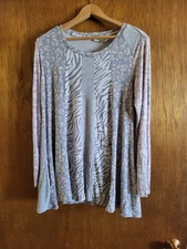 LOGO by Lori Goldstein Long Sleeve Mixed Printed Stripe Top Sleet