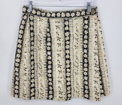Vivaldi Jeanswear Skorts Skirted Shorts Womens 12 Black Tan Floral Stripe Vtg