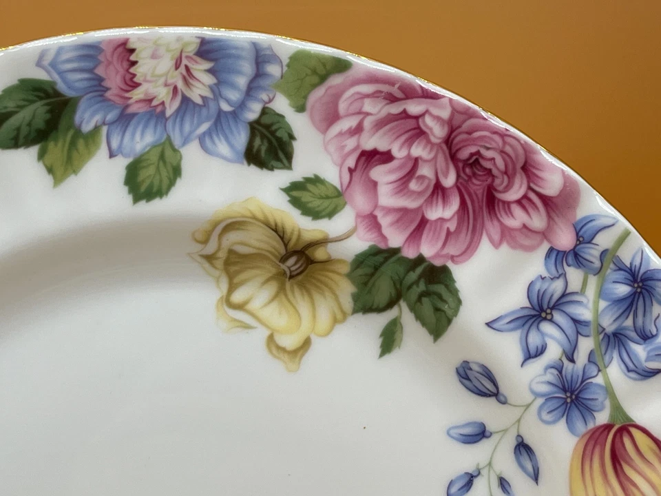 Royal Albert China Beatrice design cake stand. c1994. - image 3 of 4
