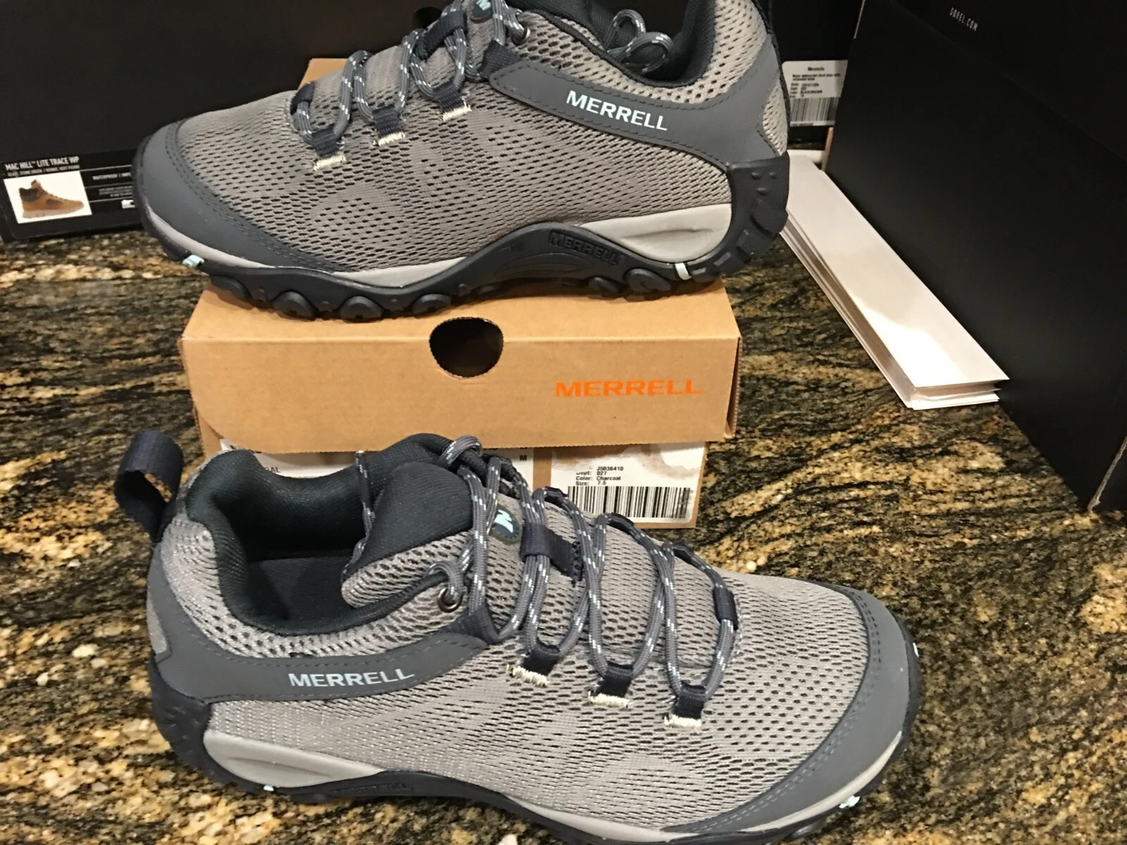 NEW Womens Merrell Yokota 2 E-Mesh Trail Running shoes, size 7.5