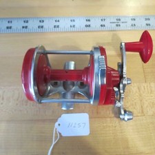 Vintage South Bend Intrepid Sea Streak fishing reel Made in England (lot#11257)