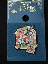 Wizarding World Universal Harry Potter Pin Badge On Backer - Hogwarts Symbols