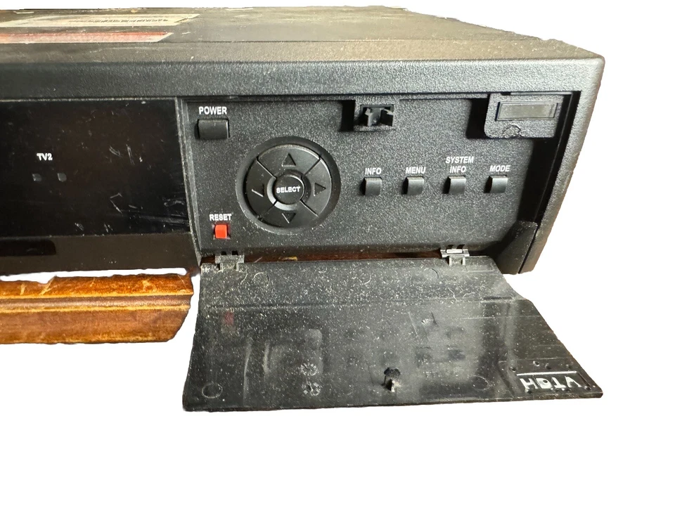 DISH Network ViP 722k DVR W/ Cables NO REMOTE - Image 2 of 4