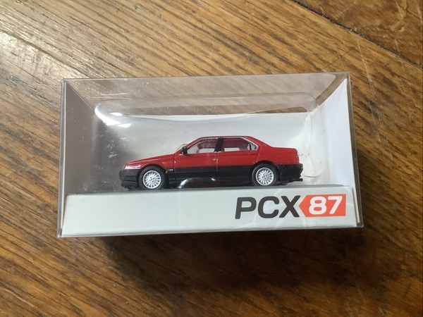 1:87 Pcx 870432 Alfa Romeo 164 Rot Neu Mit Infoblatt PCX87 H0 K3-image