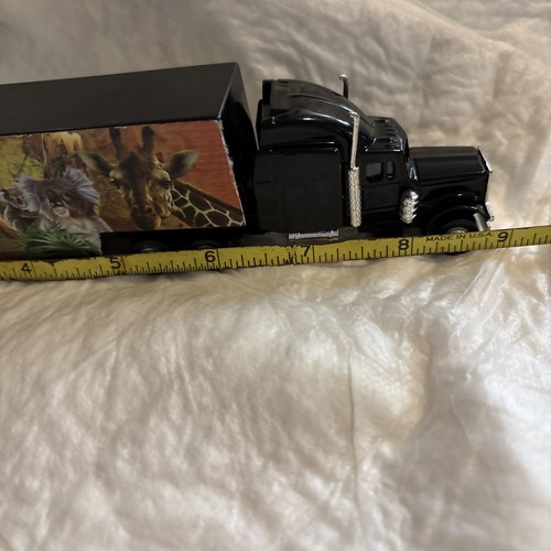 Explore the World Toy Semi-Truck Trailor Boy's Plastic Jungle Animals - Picture 9 of 17