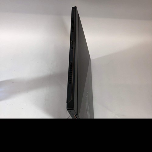 ASUS ROG Zephyrus S GX531G 15" i7-8750H 2.2GHz 16GB 512GB GeForce GTX 1070 Max-Q - Picture 8 of 10