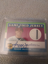 2001 Upper Deck Decade 1970's Reggie Jackson game used jersey Auto card