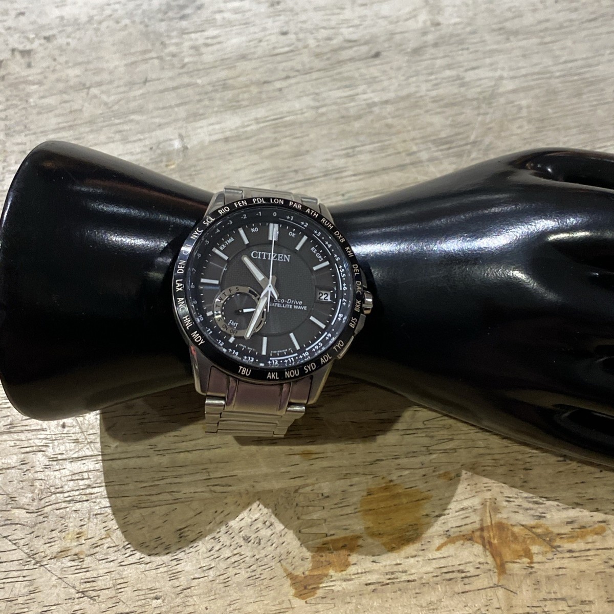 Citizen Attesa CC3085 51A Quartz Mens Watch Ref F150 Watch Japan