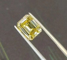 Natural Yellow Color Loose 1 CT emerald Cut Lab Grown CVD Diamond VVS1 Certified