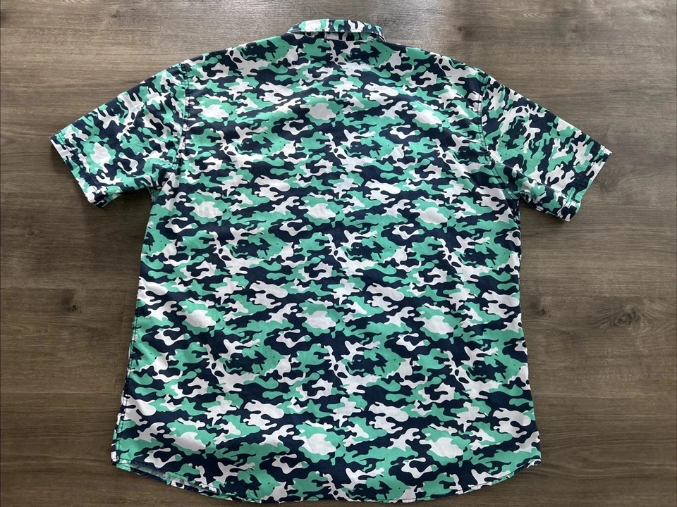 Enyce a Sean Combs co., camisa camuflaje manga corta, abotonada talla 3XL Foto 4 de 4