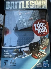 NEW 2010 Hasbro Fun on the Run Battleship Game (Travel Edition) GIFT