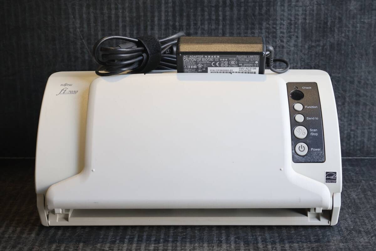 Fujitsu FI-7030 Office Color Duplex Scanner w/Accessories Good for