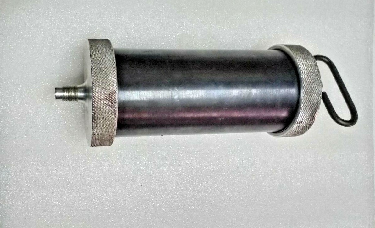same type of 226400 SKF oil injector NEW but open & loose