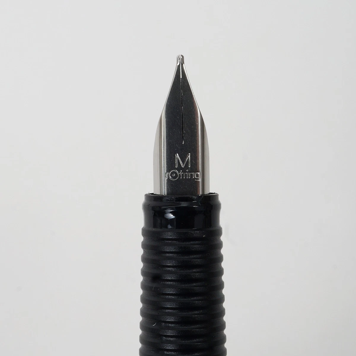 Rotring ArtPen Fountain Pen M Nib Discontinued + Free Converter