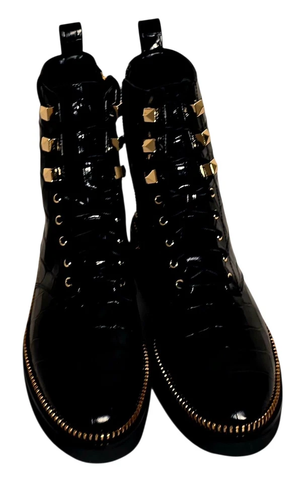 Bota de combate Michael Kors Haskell charol negra talla US 7,5 para mujer Foto 3 de 4