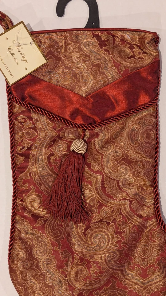 Heritage Collection Red Paisley Tassel 48" Christmas Tree Skirt and 3 Stockings - Image 3 of 4