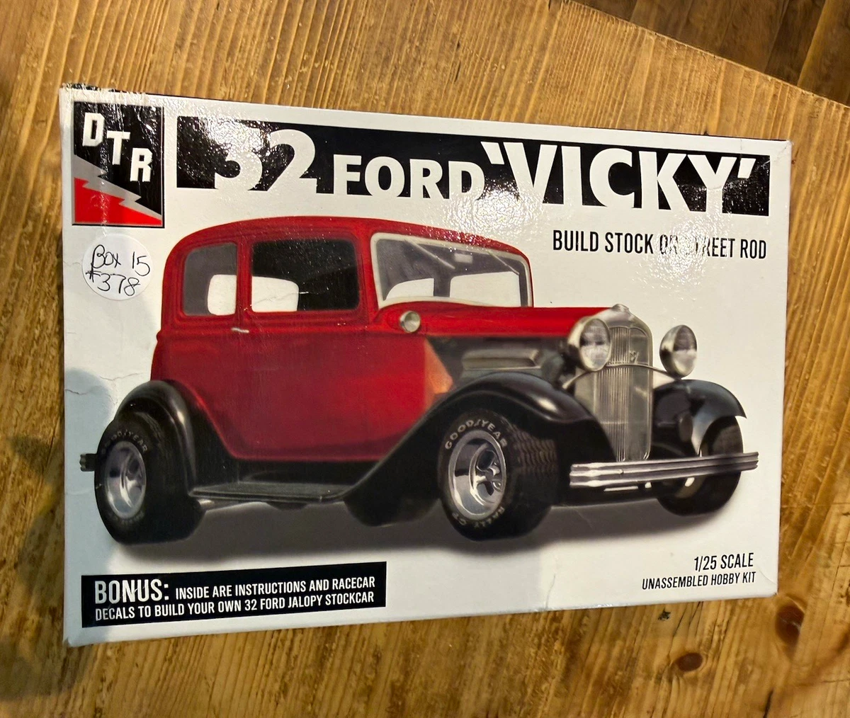 25+ Vintage Automotive Toy Models & Kits 32 Ford for sale