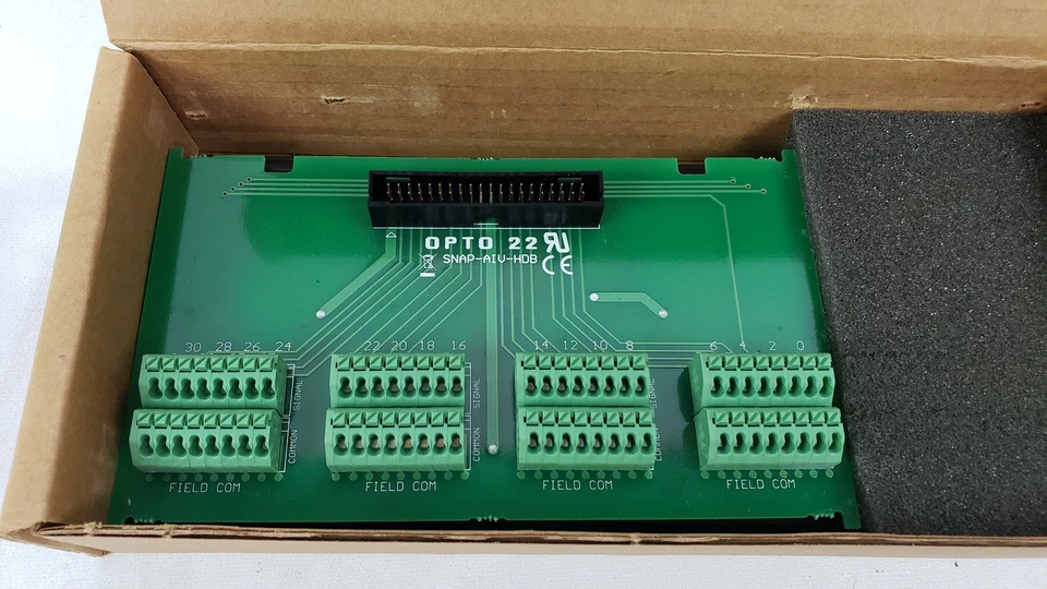 OPTO 22 SNAP-AIV-HDB BREAKOUT BOARD RACK ANALOG INPUT MODULE FOR SNAP-AIV-32 - Image 2 of 4