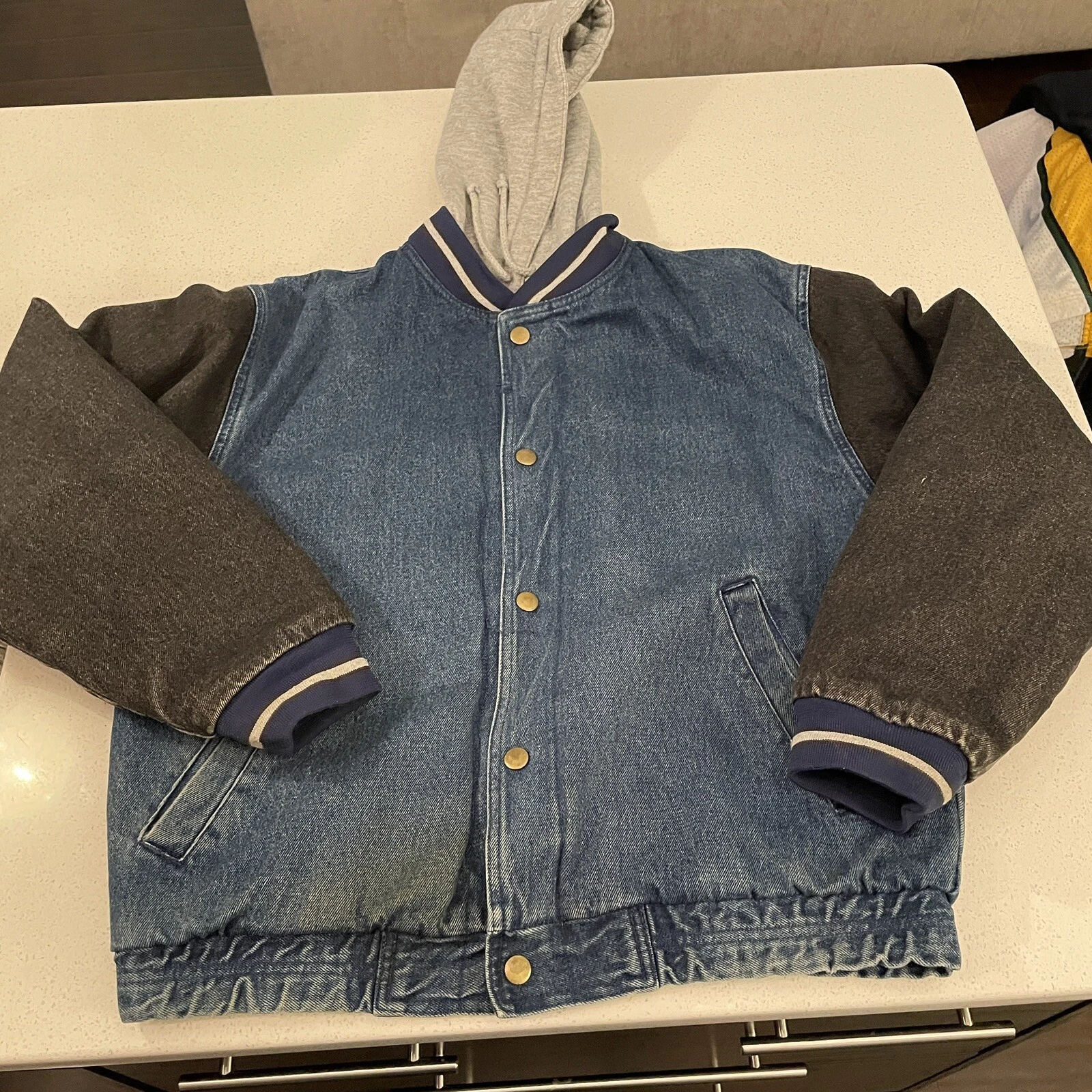 Yukon Trail Denim Jacket Hooded Mens Size M Varsity Button Up Vintage
