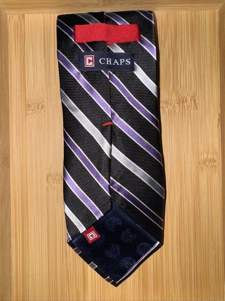 Corbata de seda a rayas moradas Chaps By Ralph Lauren - 60L 3,5W Foto 3 de 4