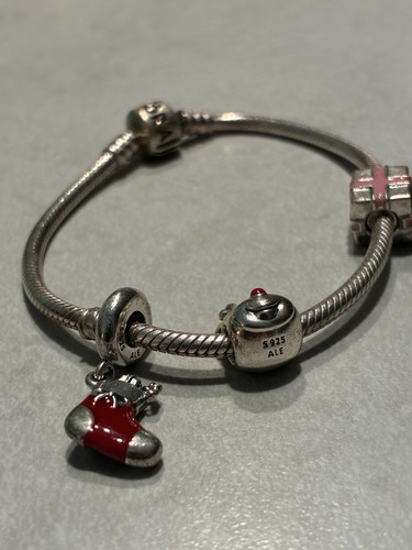 Pandora Sterling Silver Bracelet Christmas Reindeer Stocking Gift Charms 7.5”