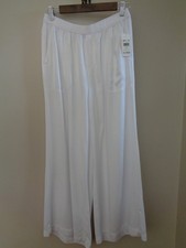 SPLENDID Pull-On Wide Leg 100 Viscose Ankle Pants in White Size Small NWT 168