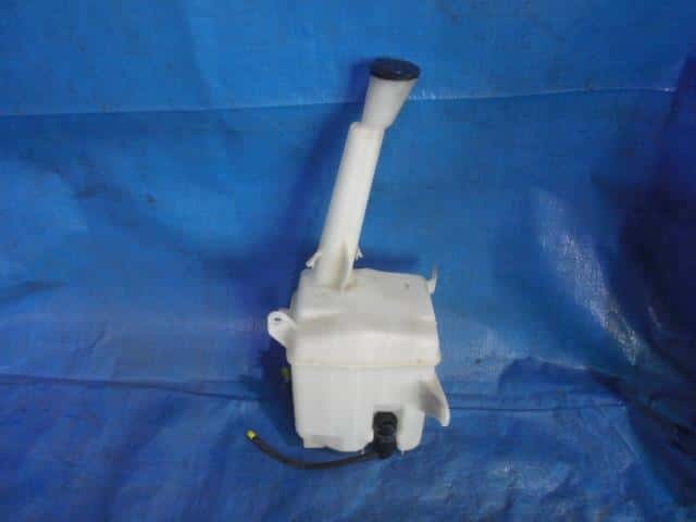 TOYOTA Premio 2002 Windshield Washer Tank 8531520650 [Used] [PA116741767]