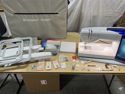 Husqvarna Viking Designer EPIC 1 Sewing Quilting Embroidery Machine