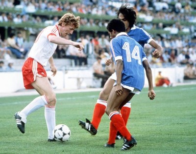 1982 World Cup Poland 3 v France 2 Poland's Zbigniew Boniek is cha- Old Photo