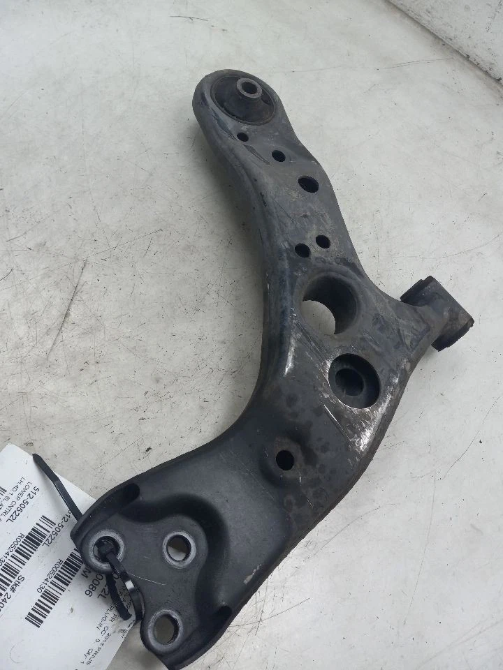 12-15 TOYOTA PRIUS PLUG-IN 1.8L FWD AT DRIVER SIDE FRONT LOWER CONTROL ARM - Image 4 of 4