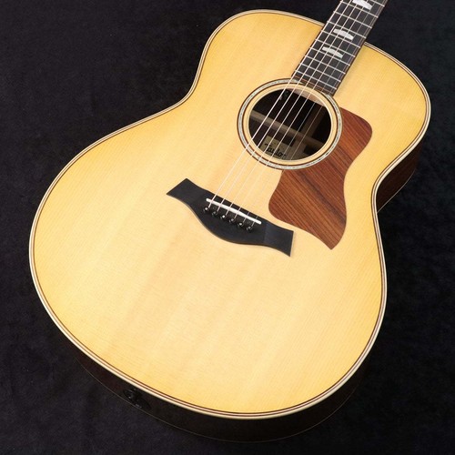 Taylor 818e SN.1206241178 with Original Hard Case Acoustic Guitar