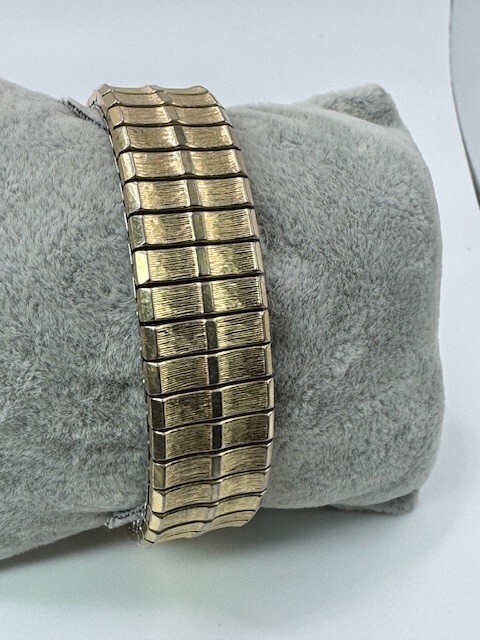 Picture 6 of 20