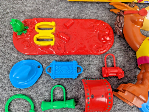 Hasbro Buckaroo Game - Saddle Stacking Fun - 2004 - 100% Complete - EUC - Picture 11 of 14
