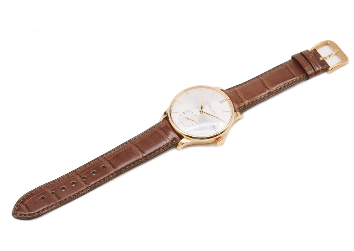 H. Moser & Cie. Venturer Big Date Rose Gold Manual Wind Men's