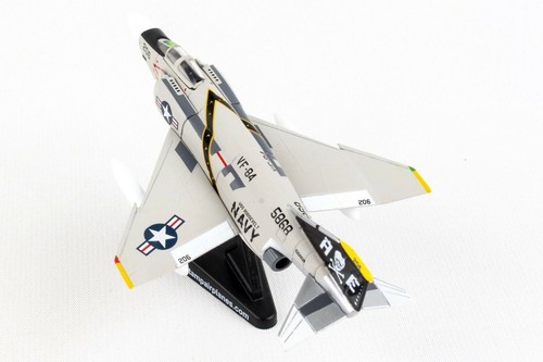 POSTAGESTAMP (PS5384-4) USN F-4 PHANTOM ""JOLLY ROGERS"" MASSSTAB DRUCKGUSSMODELL 1:155 - Bild 6 von 10