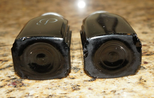 Vintage McKee(?) Roman Arch Black Glass Script Salt and Pepper Shakers S & P - Picture 6 of 12